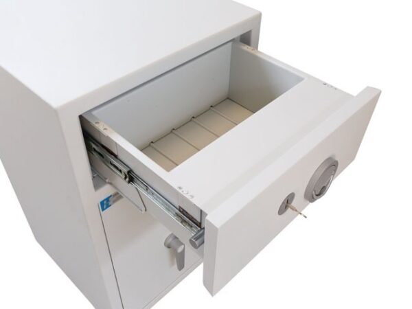 Merk: van den Hoven, model RX 50 Afstort.